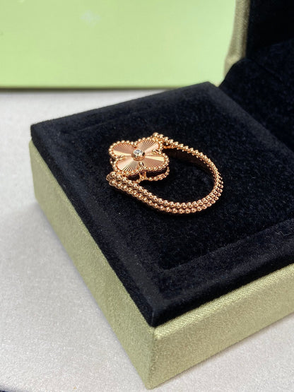 [Opulent Aurora]CLOVER RIVERSIBLE PINK GOLD RING